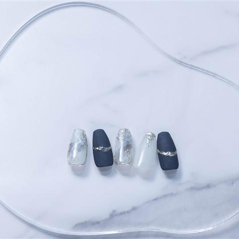 大理石風×マットのネイル